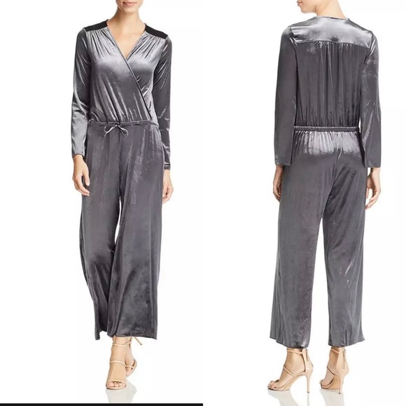 Three Dots Panne Stretch Velvet Cropped Jumpsuit Small - Picture 2 of 7